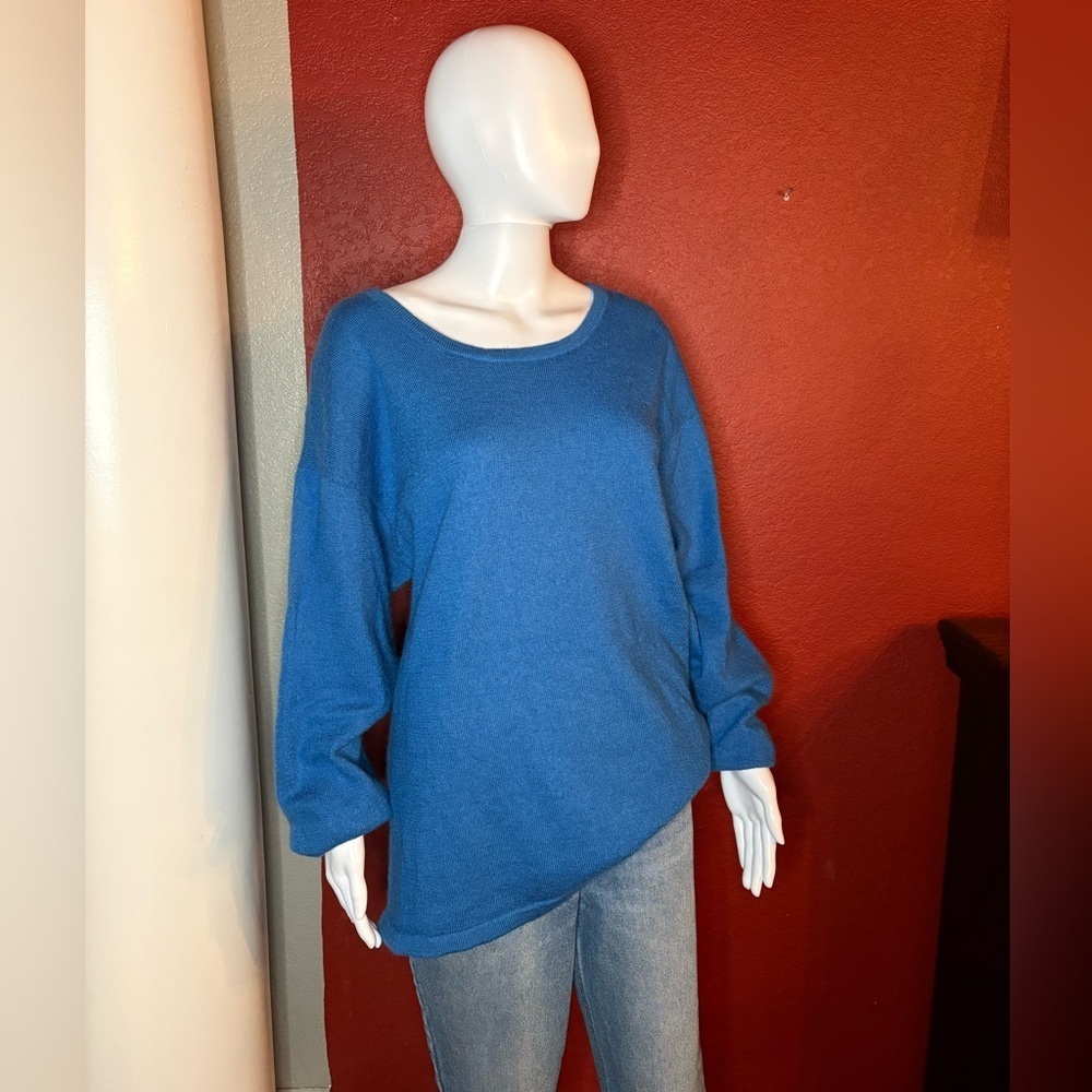 James Street Co- Blue Baby Alpaca and Merino Wool Sweater. Size Large